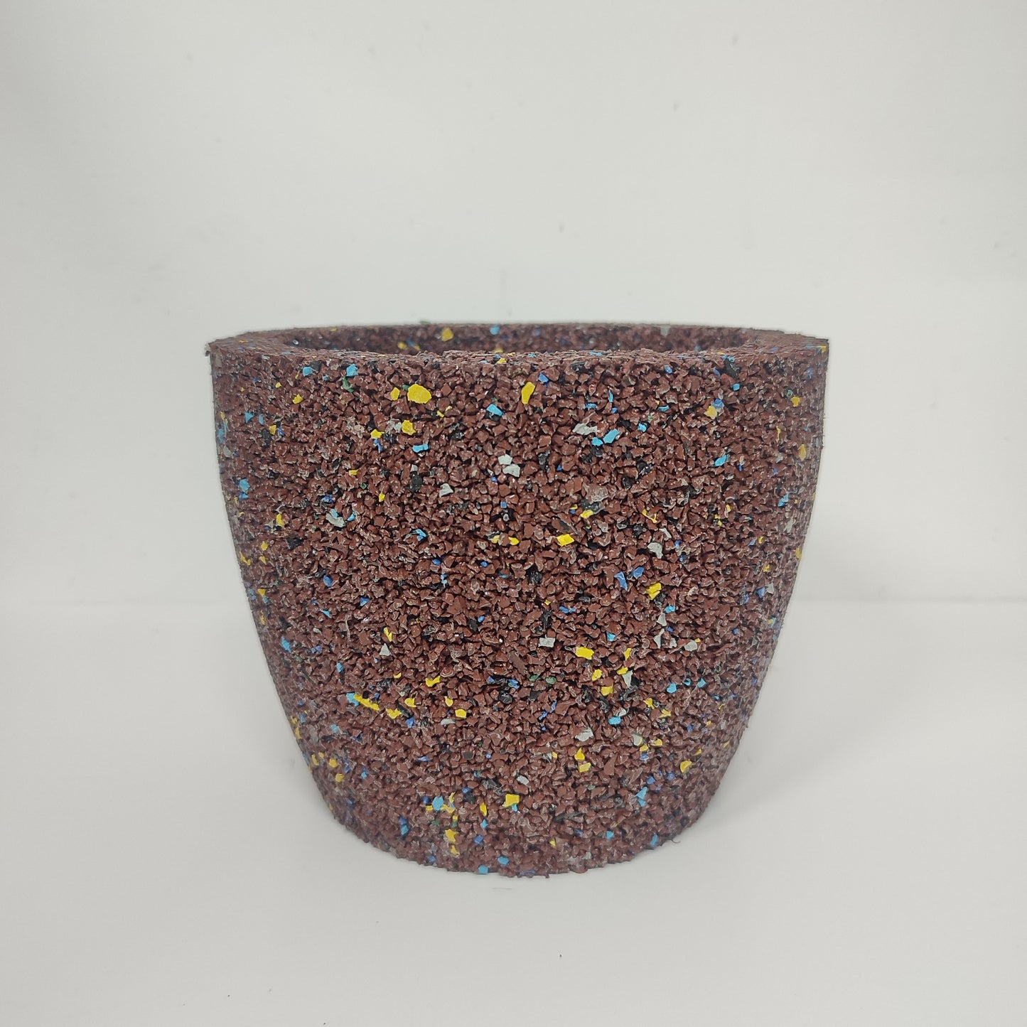 Vaso Conico Riciclato da Pneumatico per Piante da Giardino