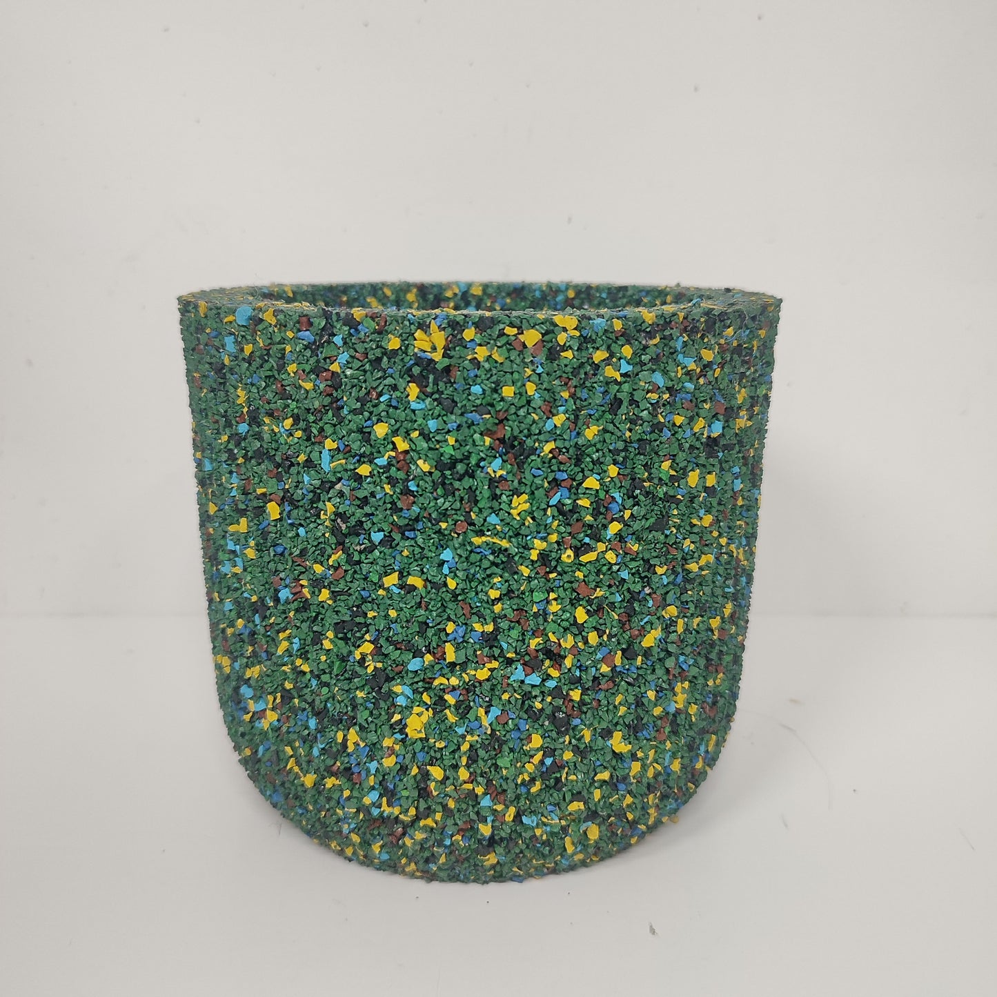 Vaso Tondo Riciclato da Pneumatico per Piante da Giardino