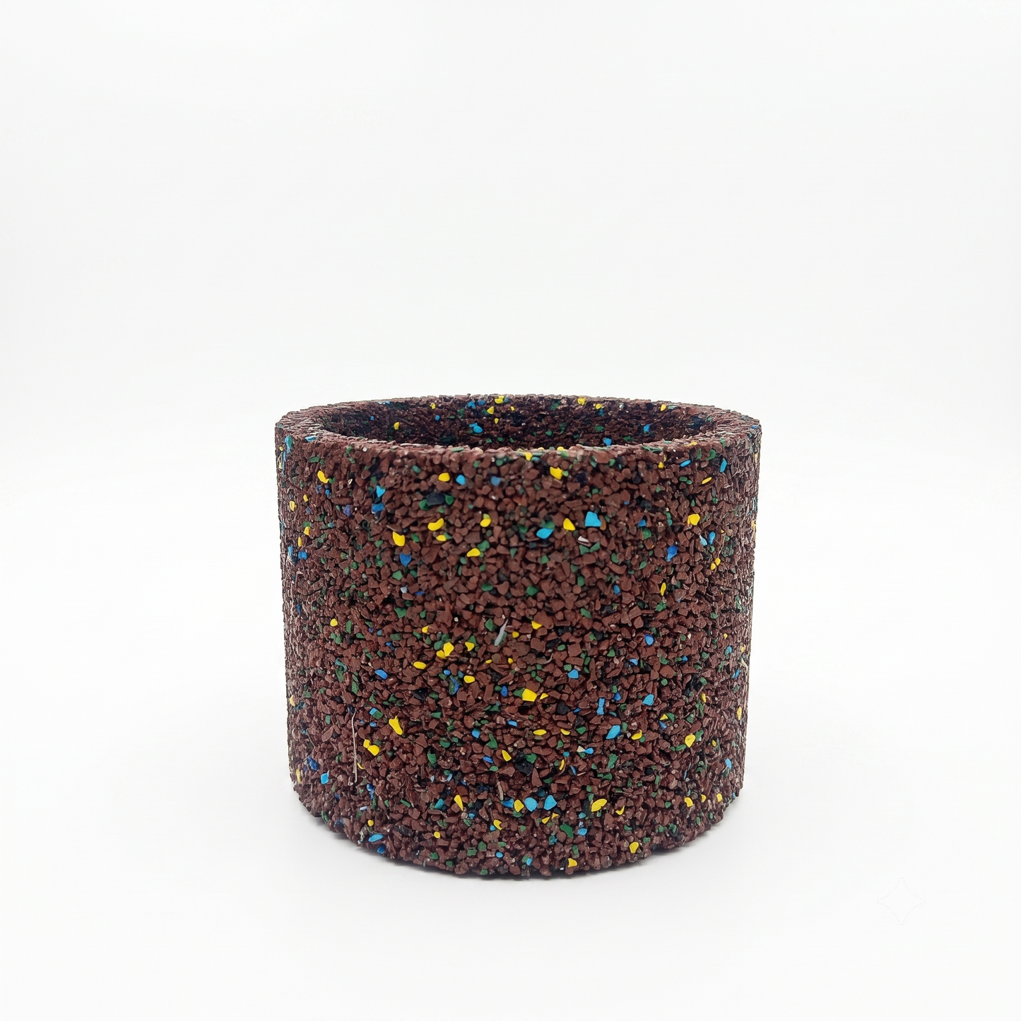 Vaso cilindrico in gomma riciclata da pneumatici, colore terra